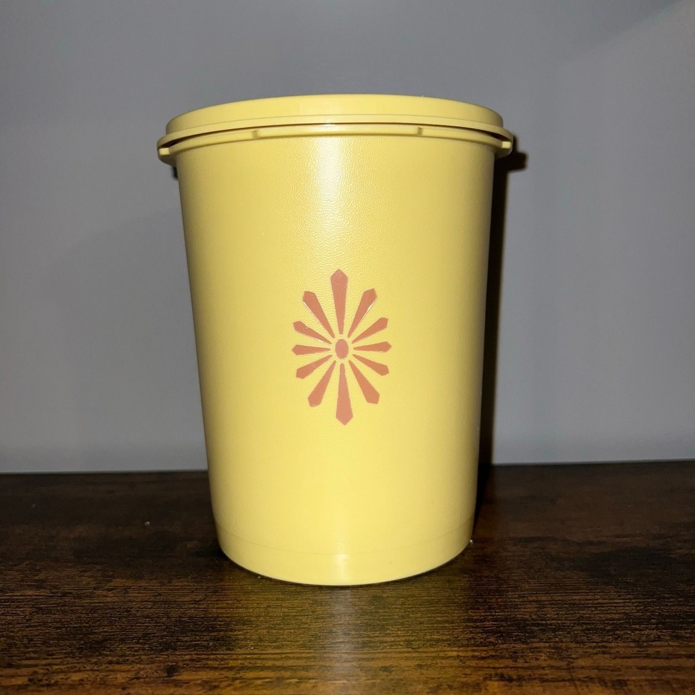 Vtg Tupperware Starburst 811-5